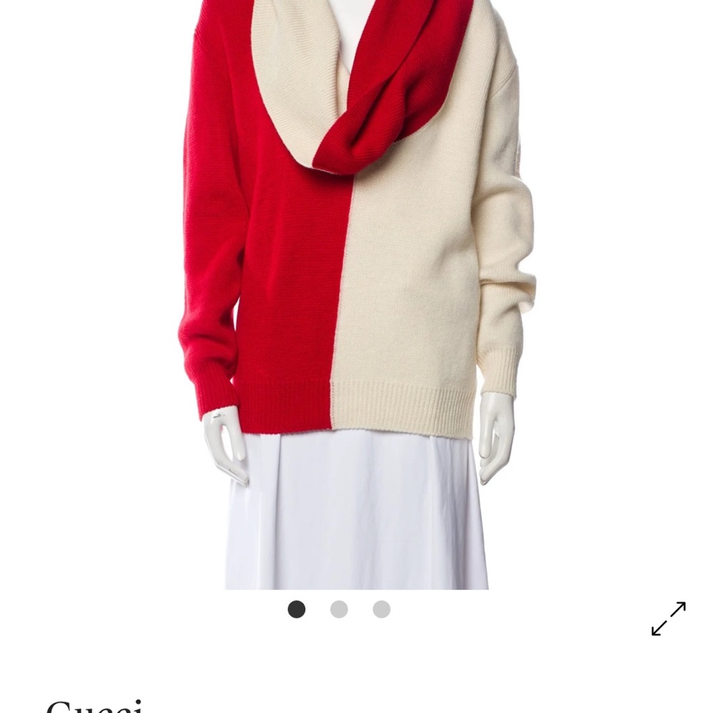 Gucci Red and Cream Women's Sweater